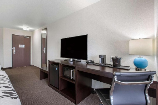 Sleep Inn & Suites Ankeny - Des Moines image 13
